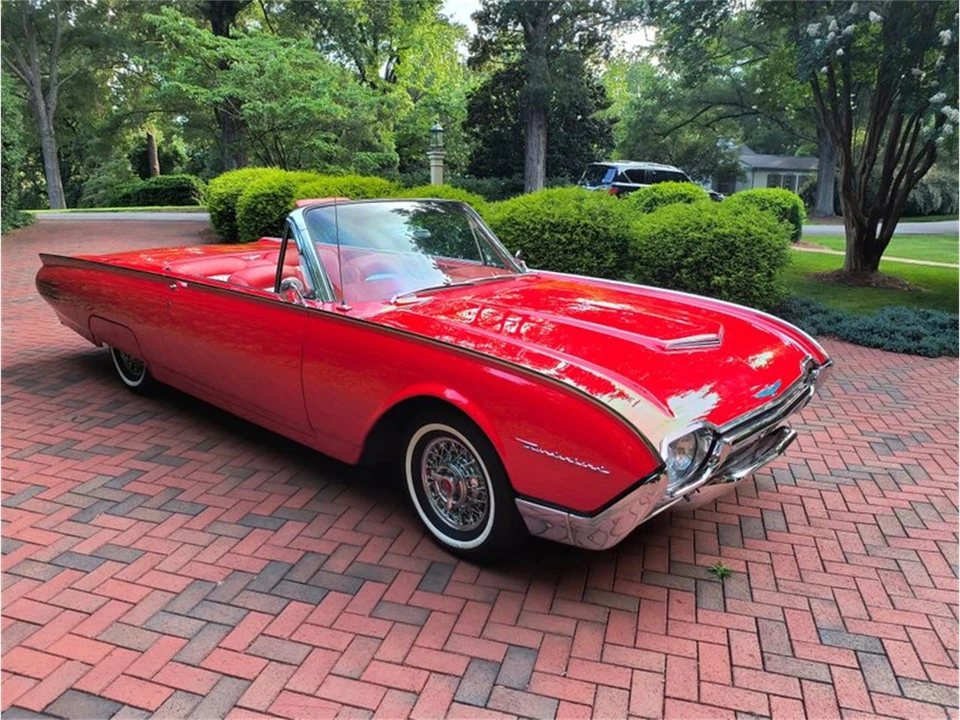 1961 Ford Thunderbird 3rd Gen - Image 4 of 20