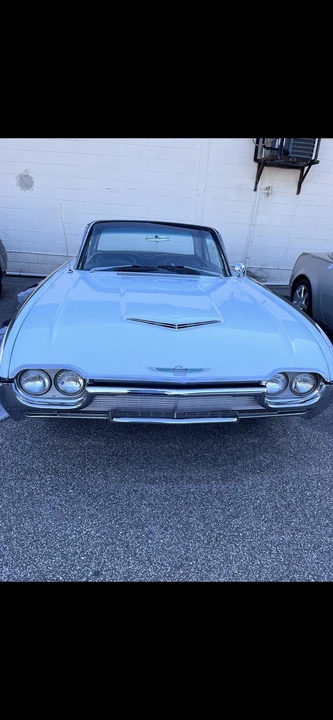 1961 Ford Thunderbird 3rd Gen - Image 4 of 24