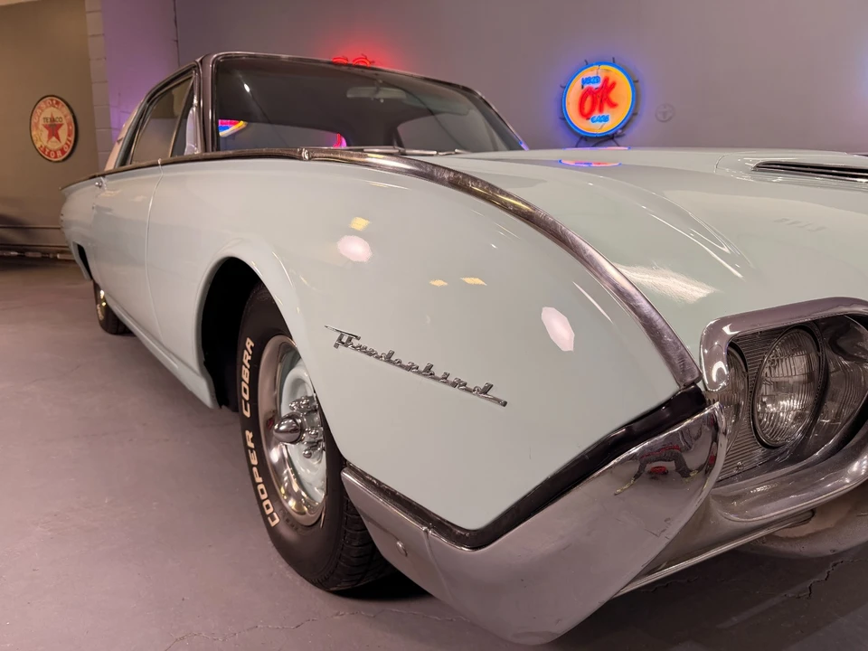 1961 Ford Thunderbird 3rd Gen - Image 2 of 21