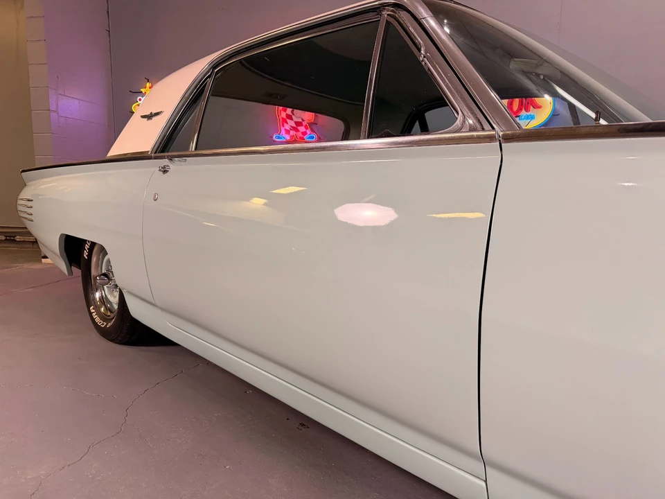 1961 Ford Thunderbird 3rd Gen - Image 4 of 21