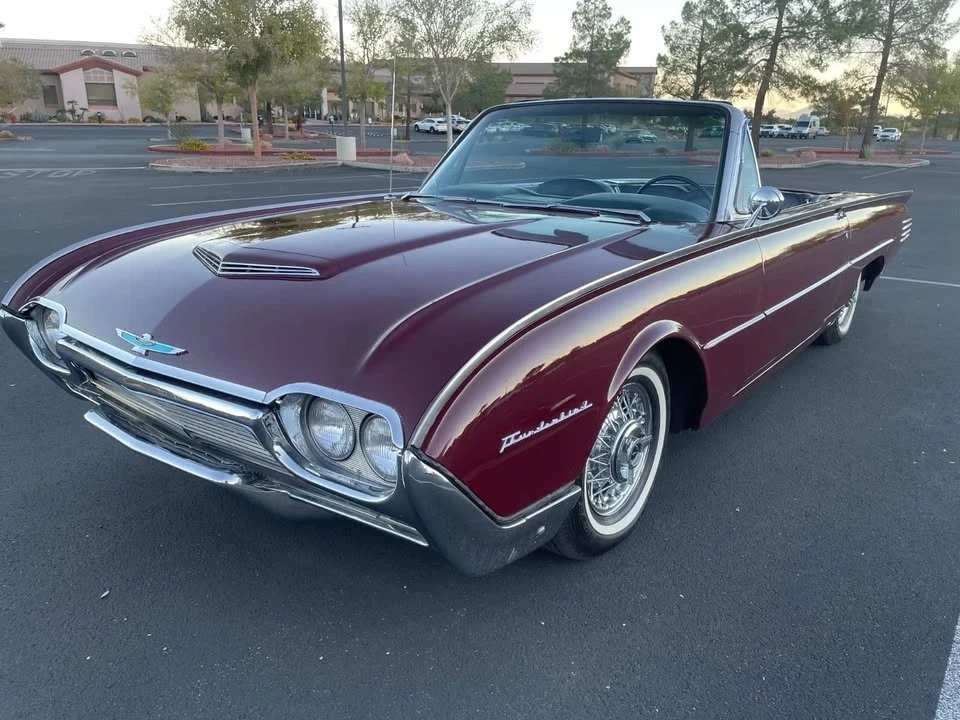 1961 Ford Thunderbird 3rd Gen - Image 12 of 17