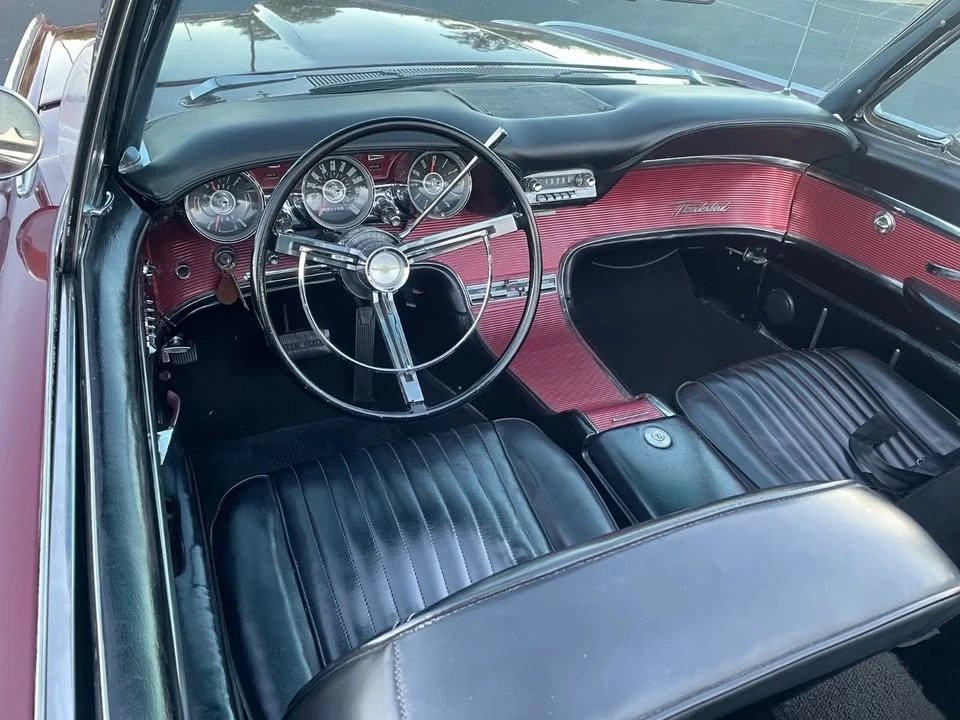 1961 Ford Thunderbird 3rd Gen - Image 4 of 17
