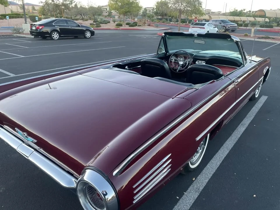 1961 Ford Thunderbird 3rd Gen - Image 11 of 17