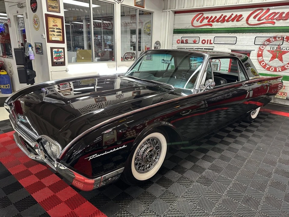 1961 Ford Thunderbird 3rd Gen - Image 12 of 12