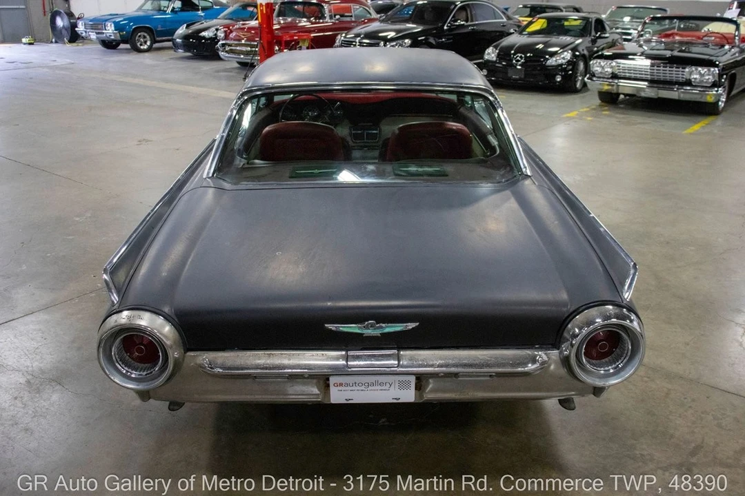 1961 Ford Thunderbird 3rd Gen - Image 5 of 12