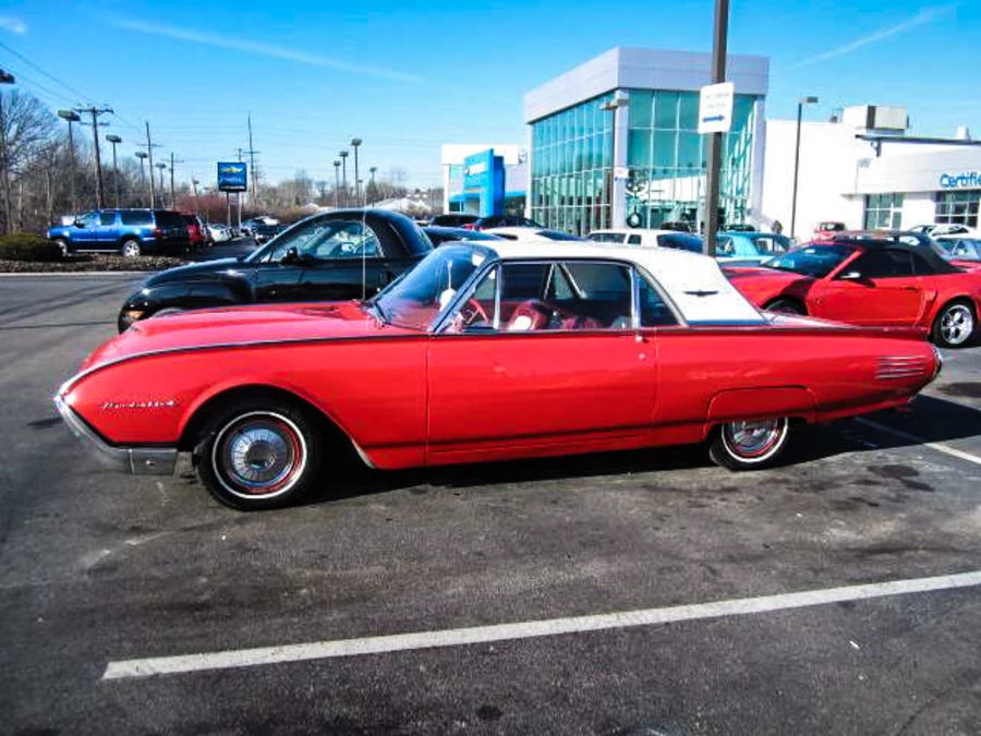 1961 Ford Thunderbird 3rd Gen - Image 2 of 7