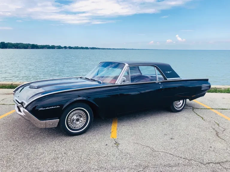1961 Ford Thunderbird 3rd Gen - Image 2 of 10