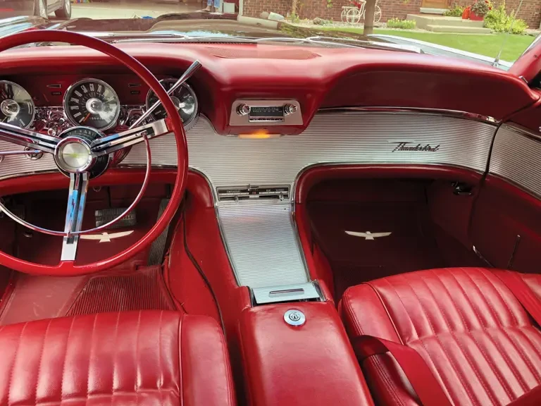 1961 Ford Thunderbird 3rd Gen - Image 7 of 10