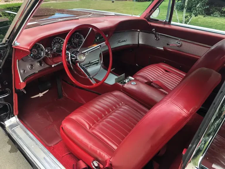 1961 Ford Thunderbird 3rd Gen - Image 4 of 10