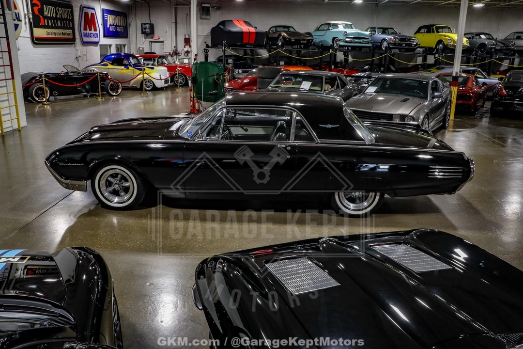 1961 Ford Thunderbird 3rd Gen - Image 6 of 21