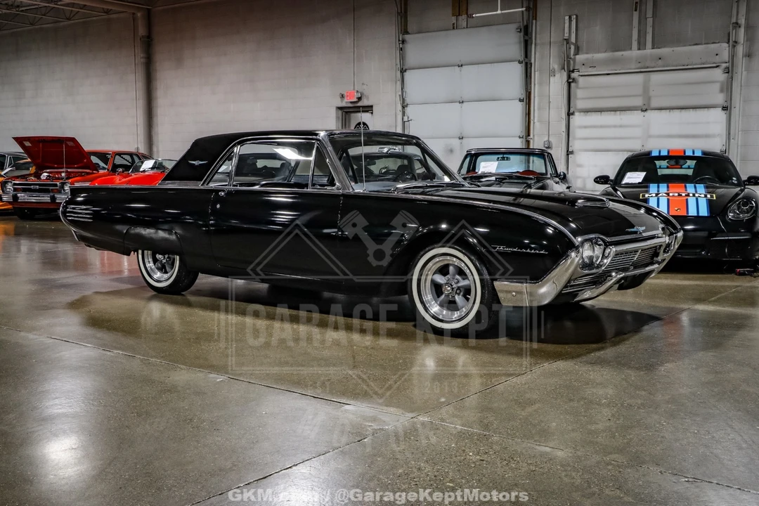 1961 Ford Thunderbird 3rd Gen - Image 12 of 21