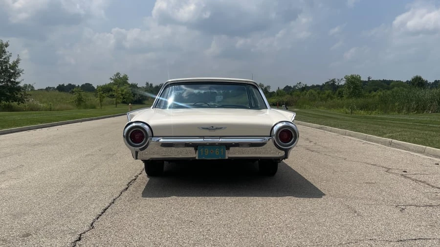 1961 Ford Thunderbird 3rd Gen - Image 5 of 19