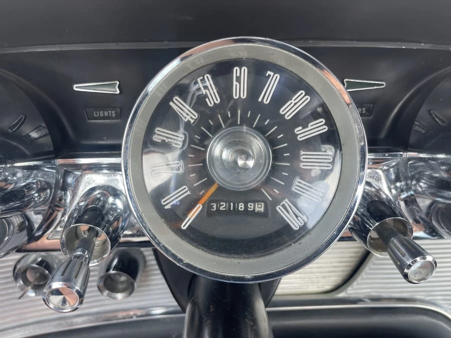1961 Ford Thunderbird 3rd Gen - Image 18 of 19