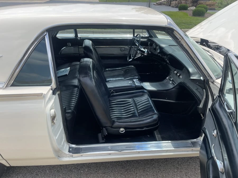 1961 Ford Thunderbird 3rd Gen - Image 16 of 19