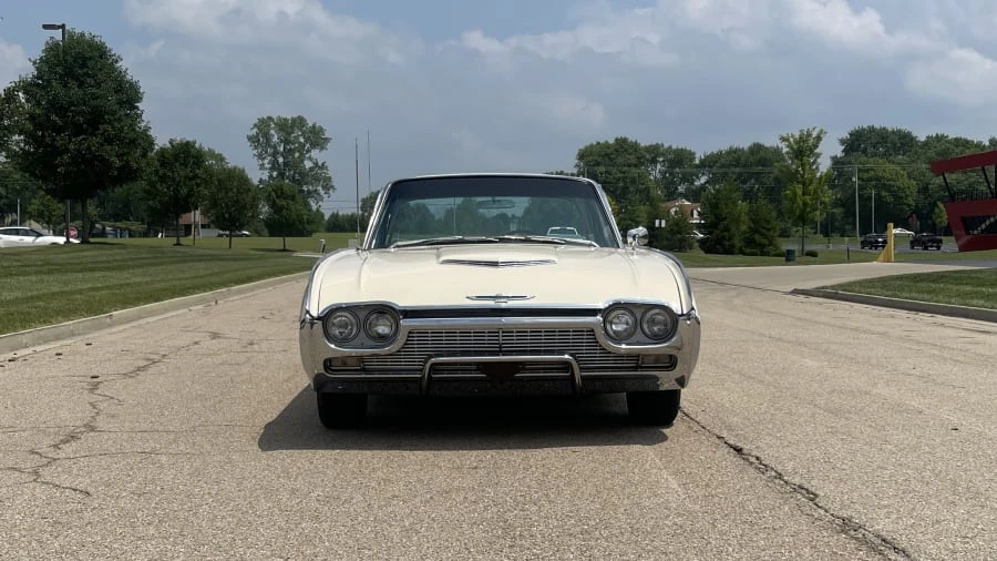 1961 Ford Thunderbird 3rd Gen - Image 4 of 19
