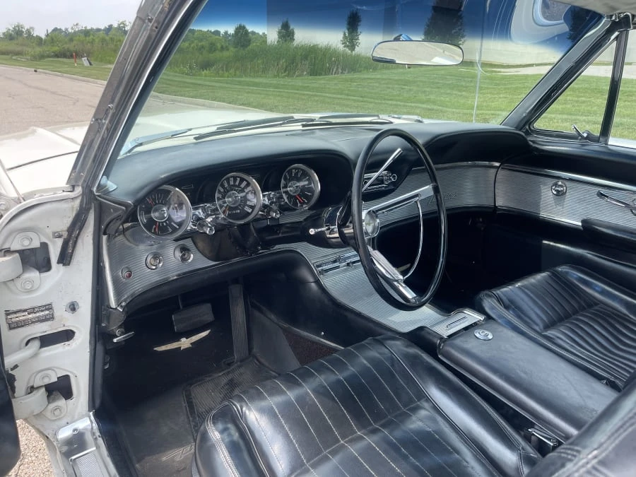 1961 Ford Thunderbird 3rd Gen - Image 14 of 19
