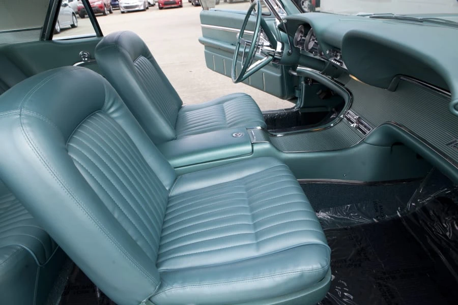 1961 Ford Thunderbird 3rd Gen - Image 6 of 12