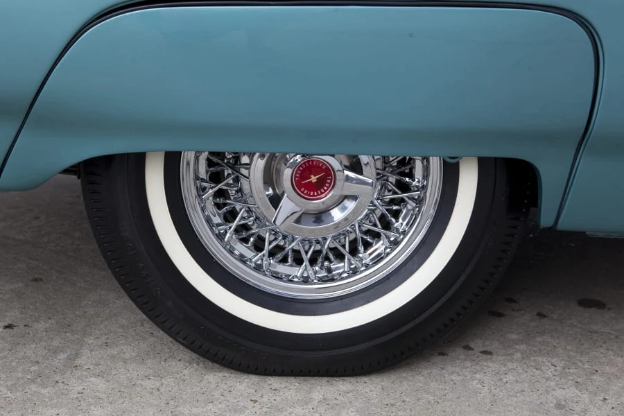 1961 Ford Thunderbird 3rd Gen - Image 11 of 12