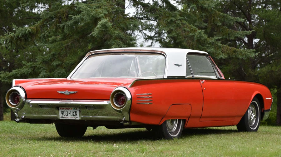 1961 Ford Thunderbird 3rd Gen - Image 2 of 7