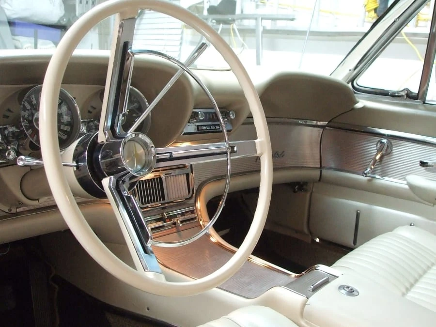 1961 Ford Thunderbird 3rd Gen - Image 2 of 11