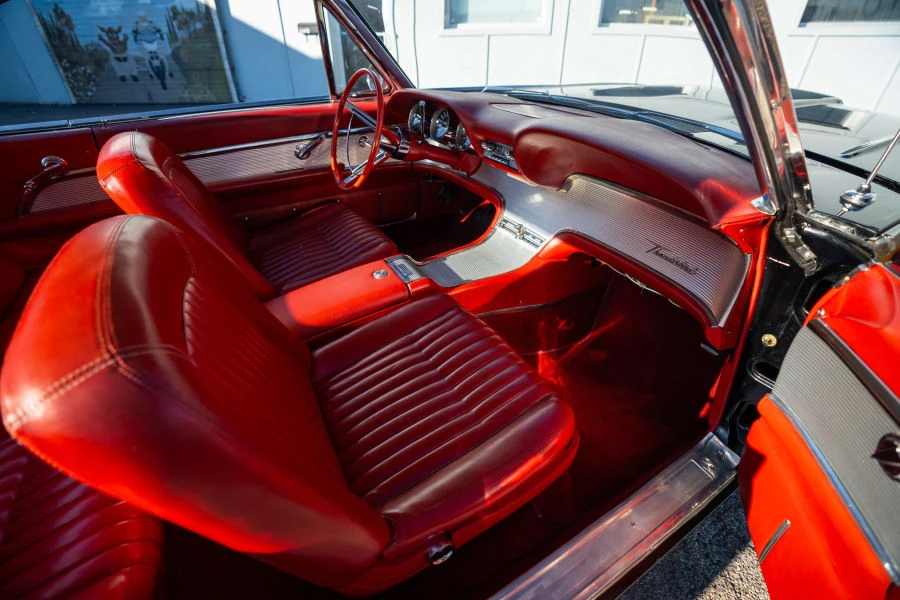 1961 Ford Thunderbird 3rd Gen - Image 19 of 21