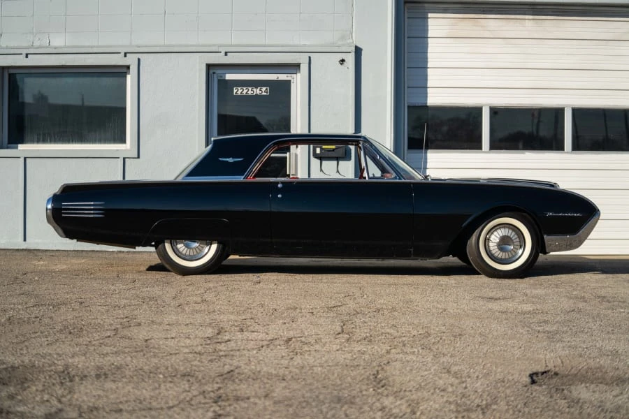 1961 Ford Thunderbird 3rd Gen - Image 13 of 21