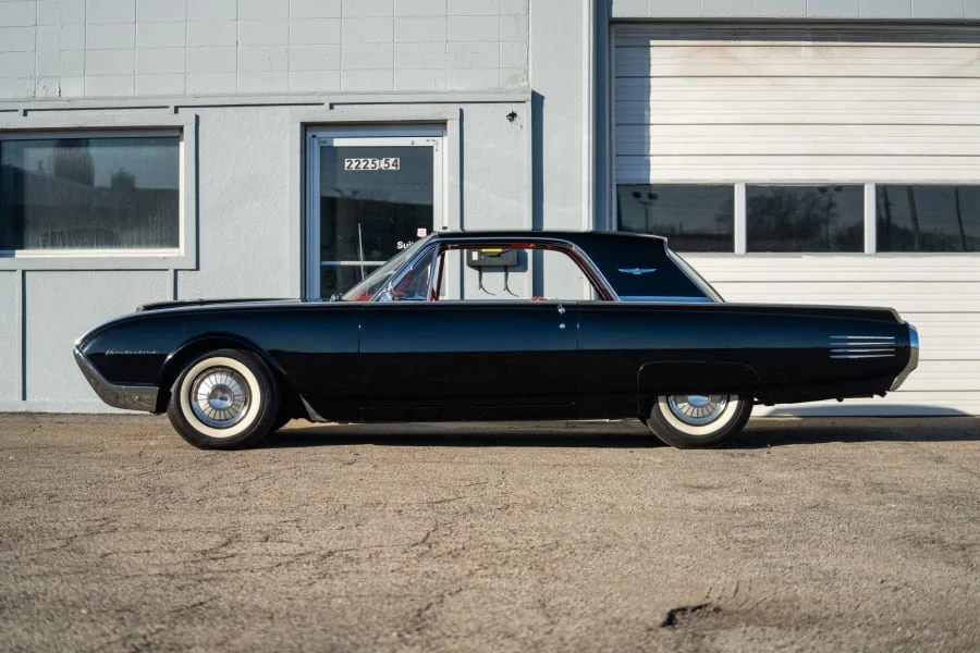 1961 Ford Thunderbird 3rd Gen - Image 2 of 21