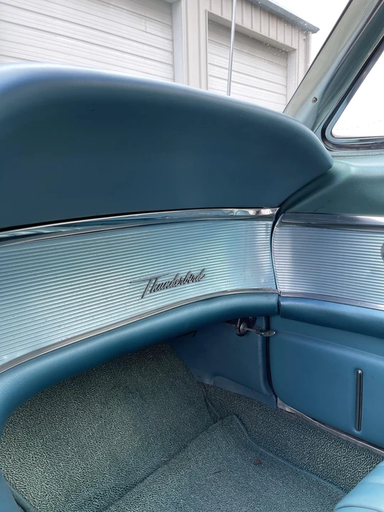 1961 Ford Thunderbird 3rd Gen - Image 30 of 31