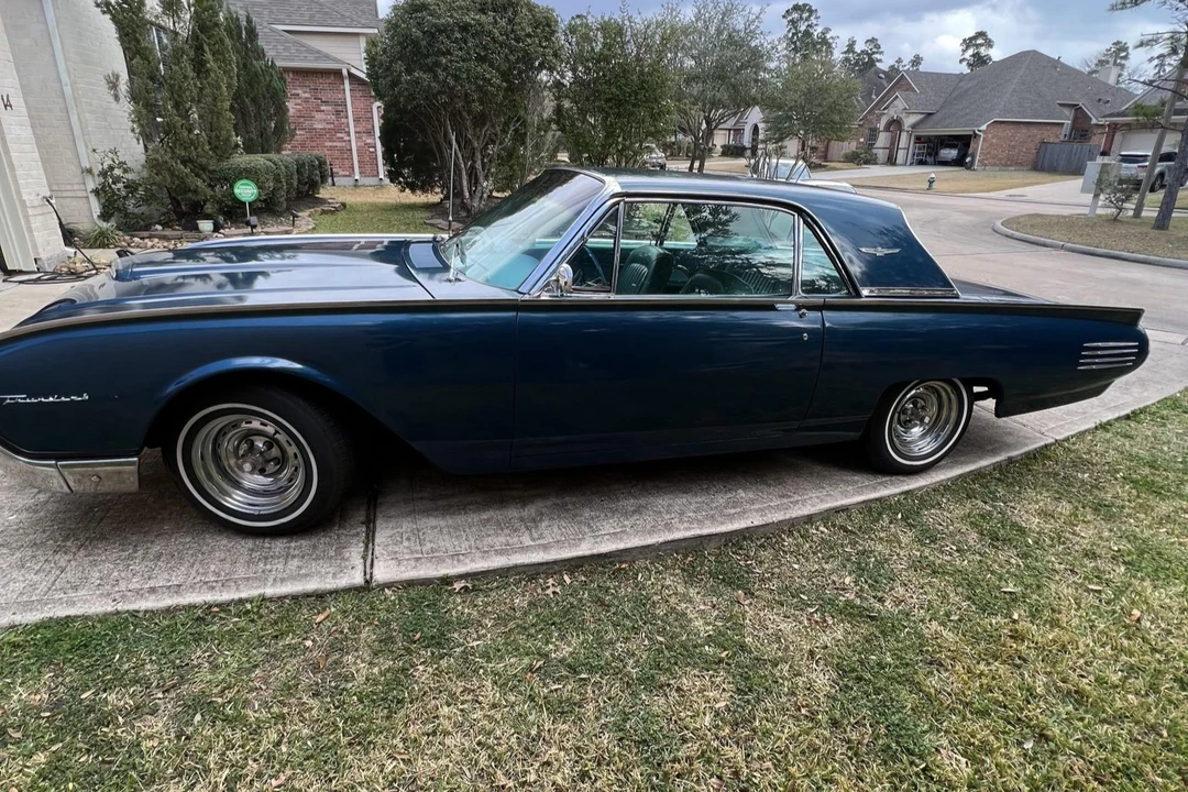 1961 Ford Thunderbird 3rd Gen - Image 5 of 31