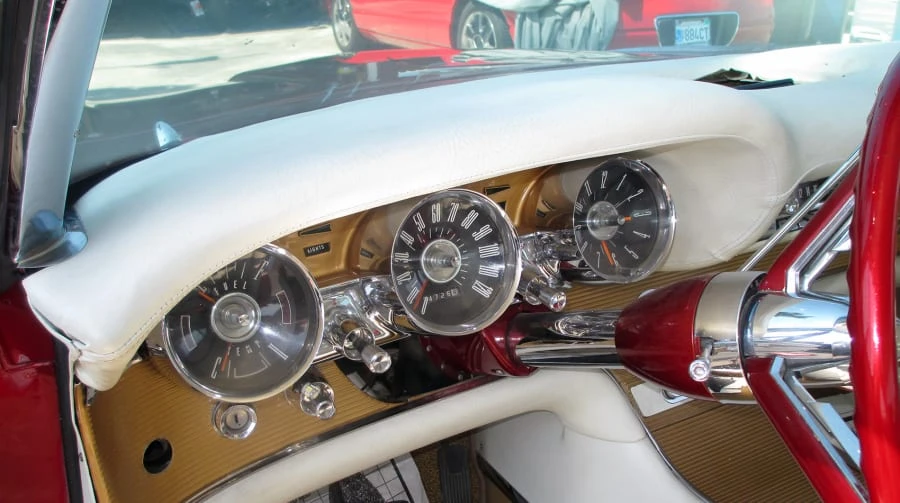 1961 Ford Thunderbird 3rd Gen - Image 4 of 12