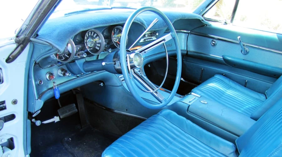1961 Ford Thunderbird 3rd Gen - Image 4 of 8