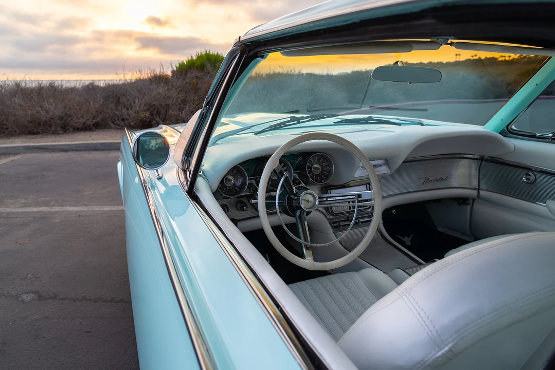 1961 Ford Thunderbird 3rd Gen - Image 19 of 31