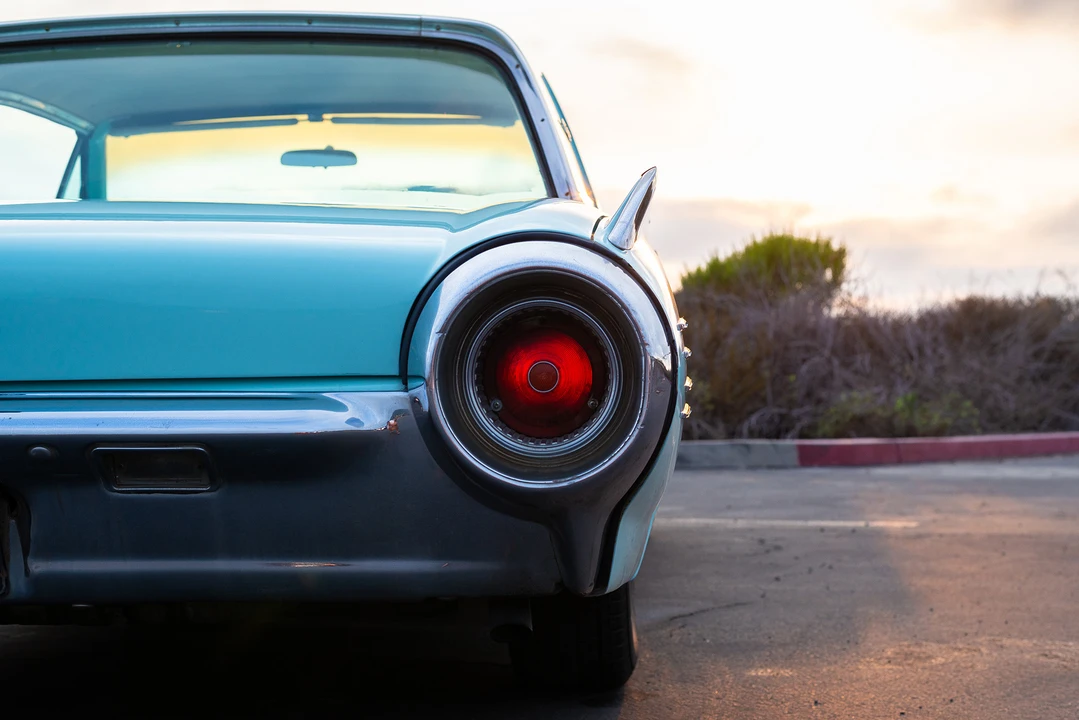 1961 Ford Thunderbird 3rd Gen - Image 11 of 31