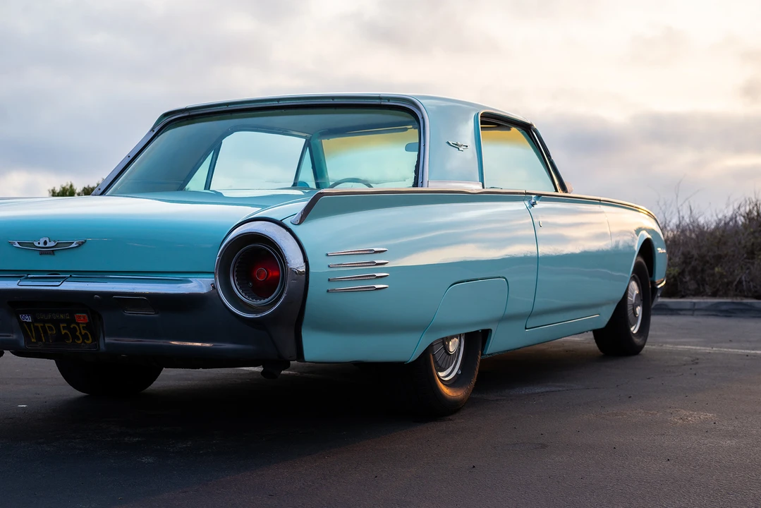 1961 Ford Thunderbird 3rd Gen - Image 5 of 31