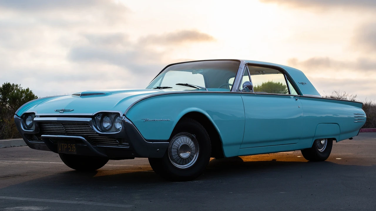 1961 Ford Thunderbird 3rd Gen - Image 6 of 31
