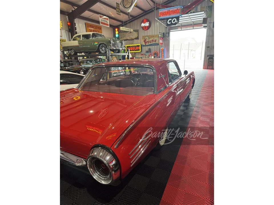 1961 Ford Thunderbird 3rd Gen - Image 3 of 5