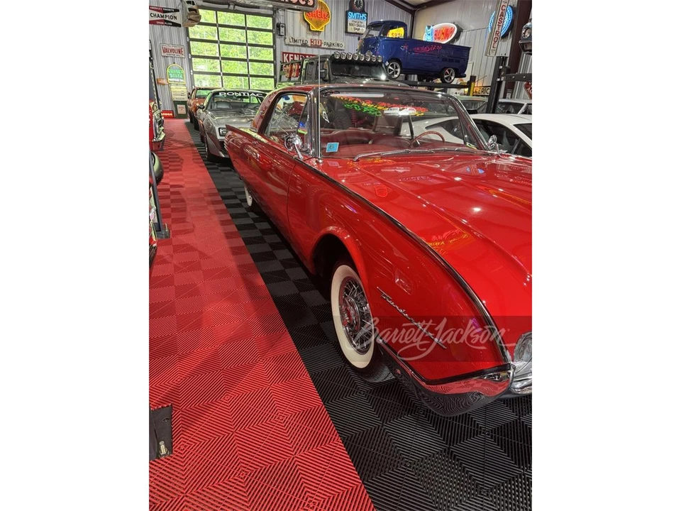 1961 Ford Thunderbird 3rd Gen - Image 2 of 5