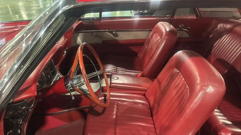 1961 Ford Thunderbird 3rd Gen - Image 5 of 8