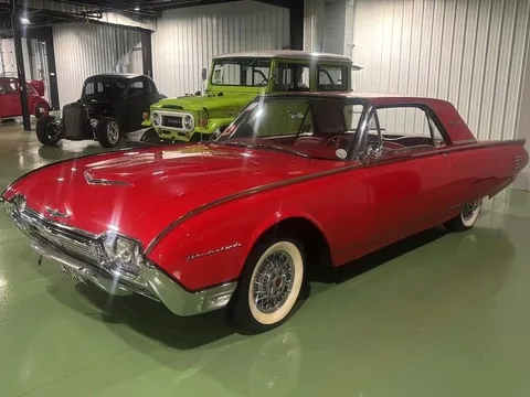 1961 Ford Thunderbird