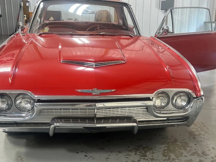 1961 Ford Thunderbird 3rd Gen - Image 4 of 11