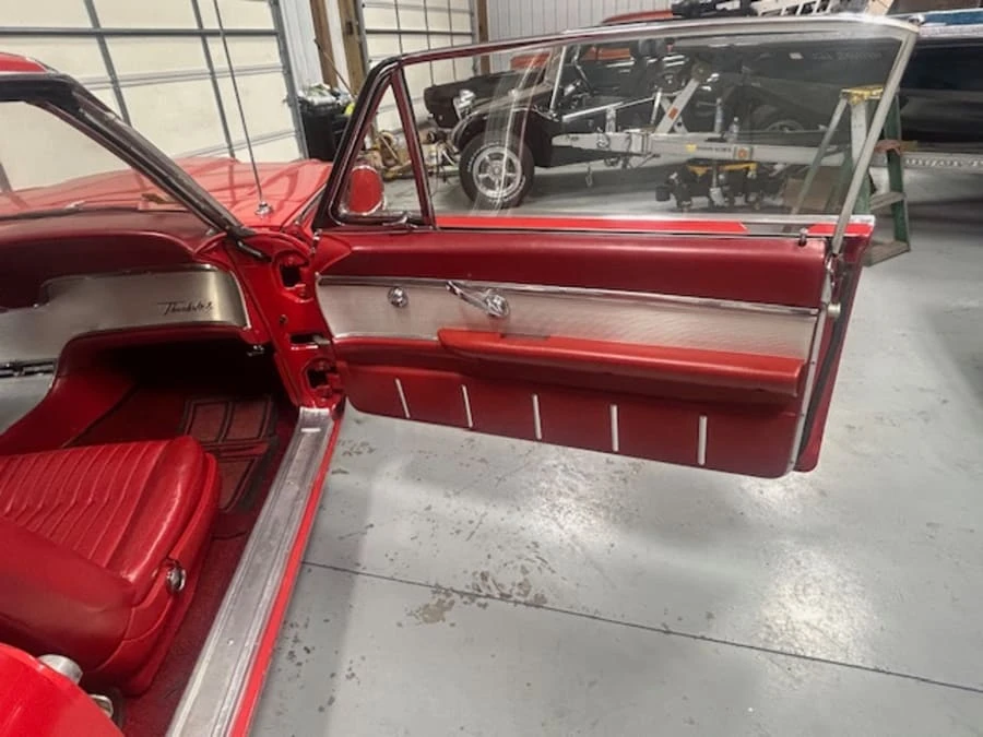 1961 Ford Thunderbird 3rd Gen - Image 6 of 11
