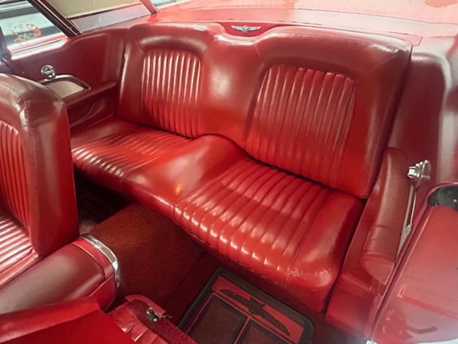 1961 Ford Thunderbird 3rd Gen - Image 9 of 11
