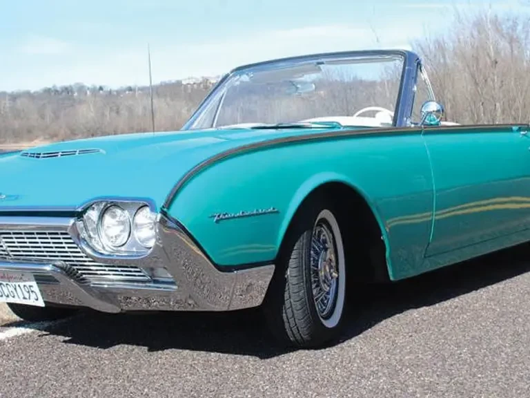 1961 Ford Thunderbird 3rd Gen - Image 2 of 2