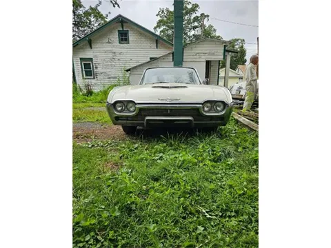 1961 Ford Thunderbird