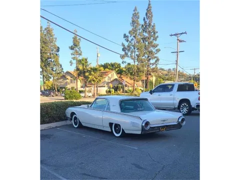 1961 Ford Thunderbird
