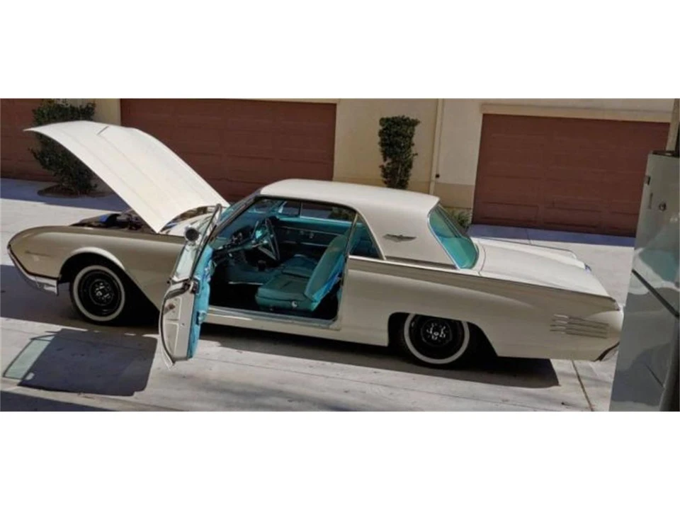 1961 Ford Thunderbird 3rd Gen - Image 3 of 11