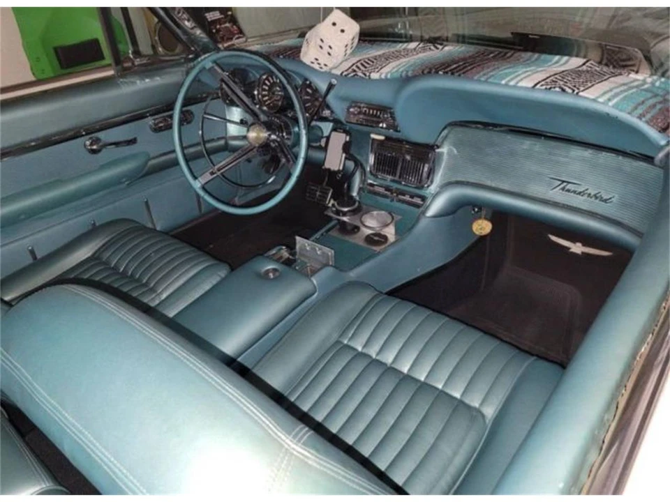 1961 Ford Thunderbird 3rd Gen - Image 4 of 11