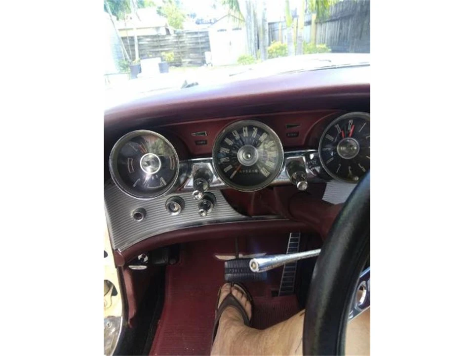1961 Ford Thunderbird 3rd Gen - Image 8 of 10