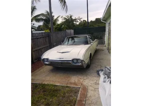 1961 Ford Thunderbird Coupe