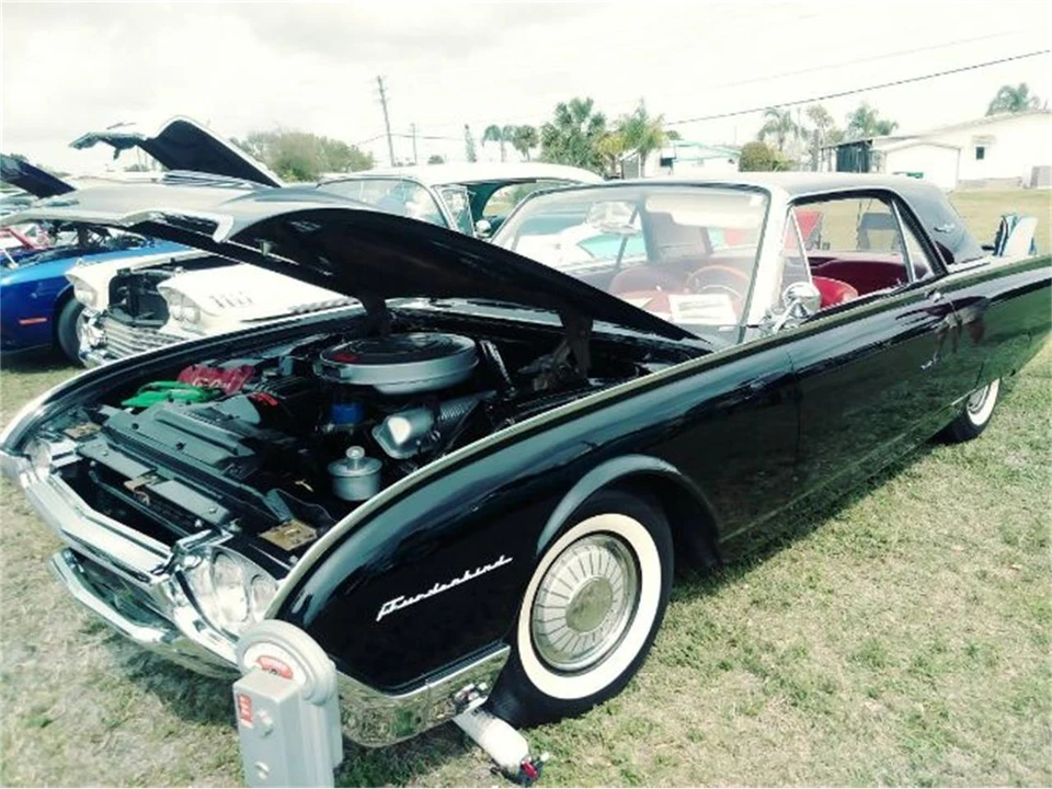 1961 Ford Thunderbird 3rd Gen - Image 2 of 6